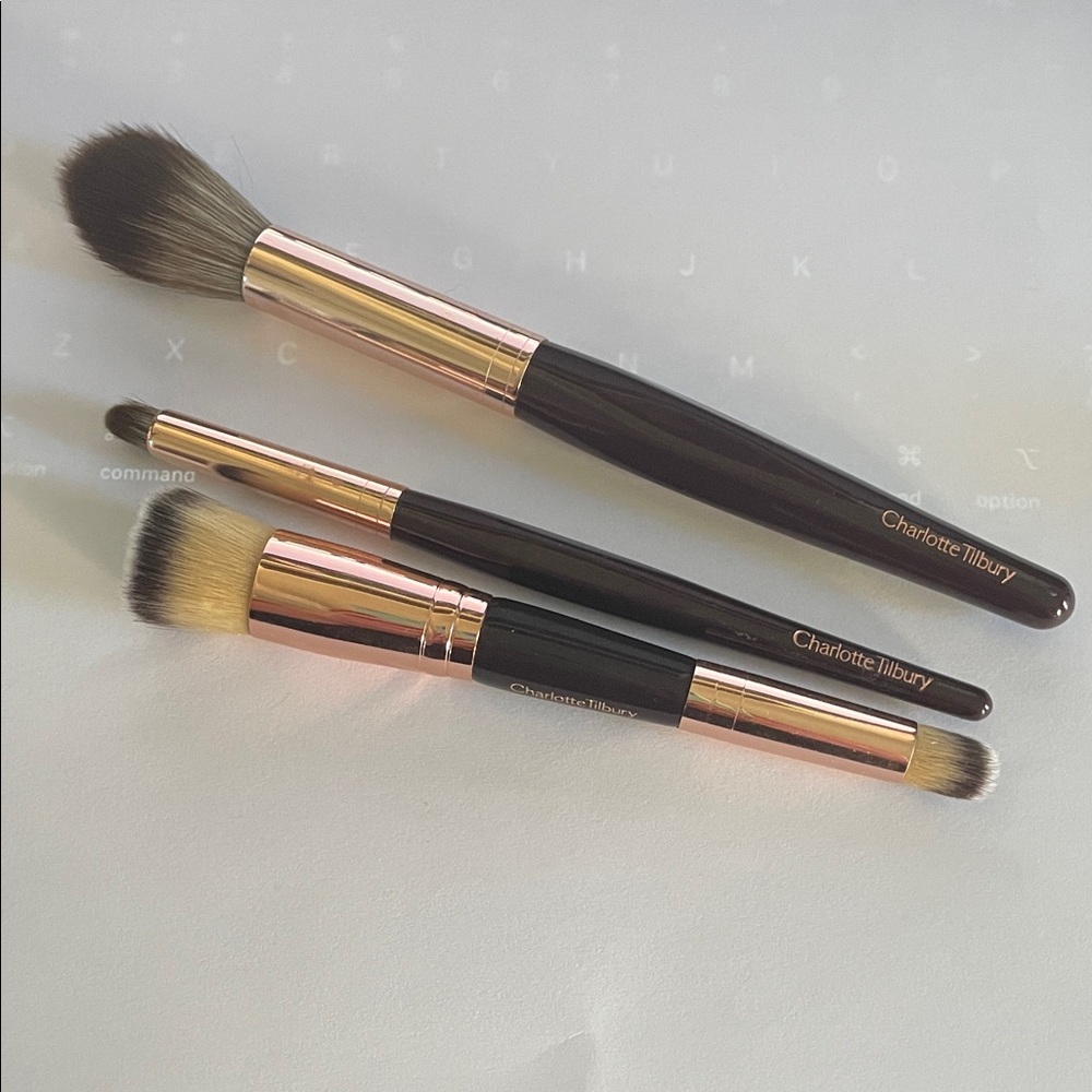 Charlotte Tilbury Brush Trio - Black and Gold